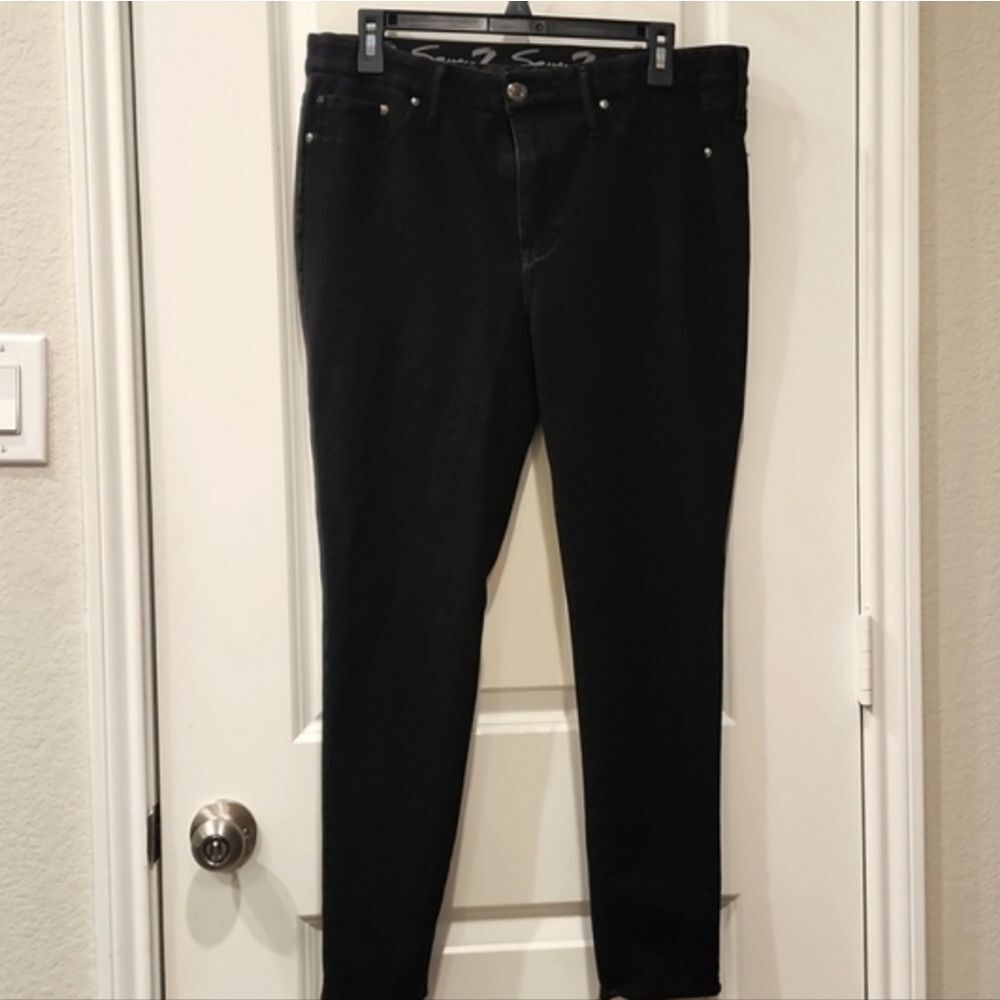 Seven7 Stretch Black Denim Jeans - Picture 4 of 5